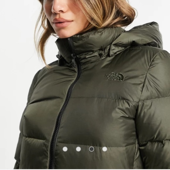 The North Face Women’s Metropolis Parka - Picture 3 of 7